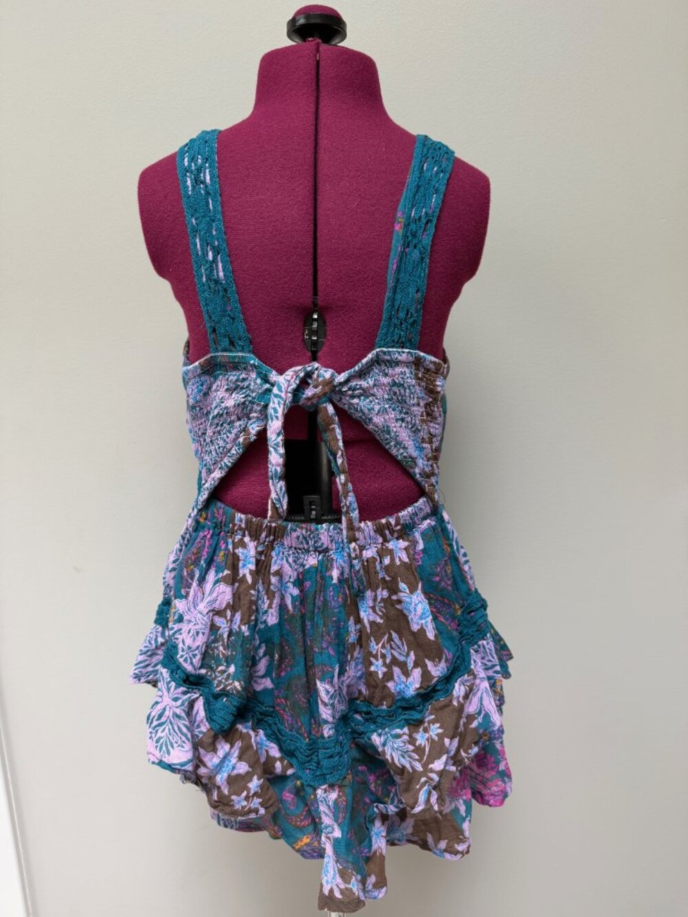 Free People Teal Floral Romper With Lace Detail - Size XS - Picture 3 of 7